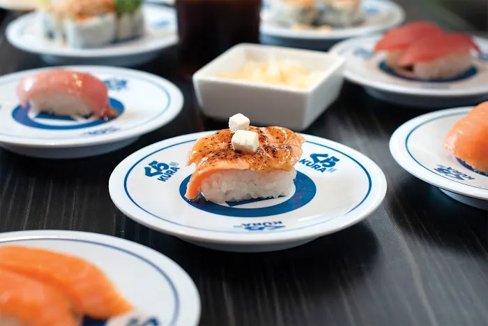 Kura Revolving Sushi Bar Picture 2