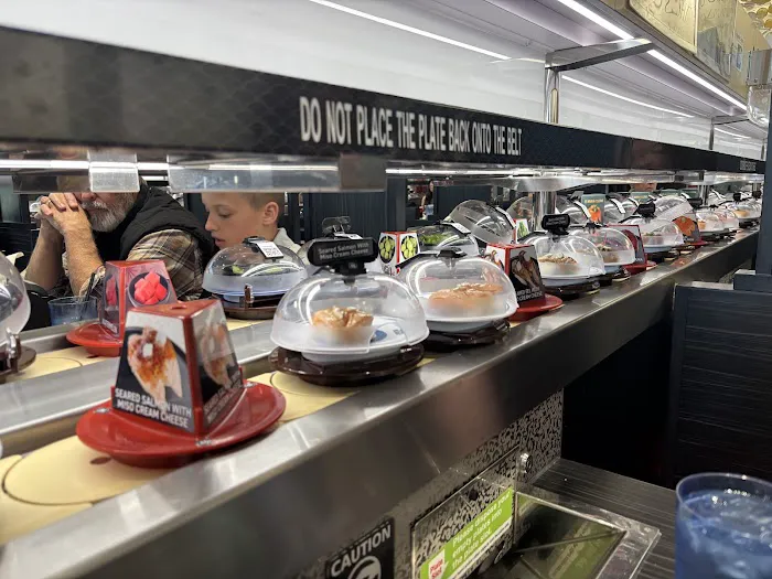 Kura Revolving Sushi Bar Picture 6