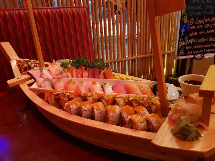 Sumo Sushi Picture 9
