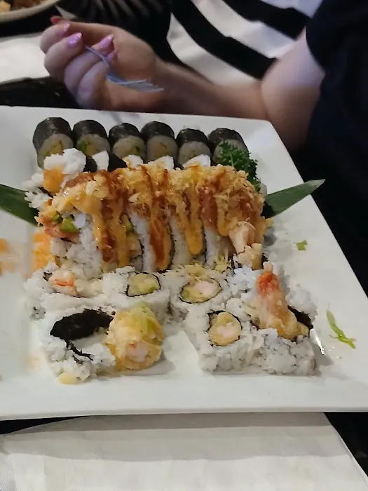Okinawa Japanese Grillhouse & Sushi Bar Picture 2