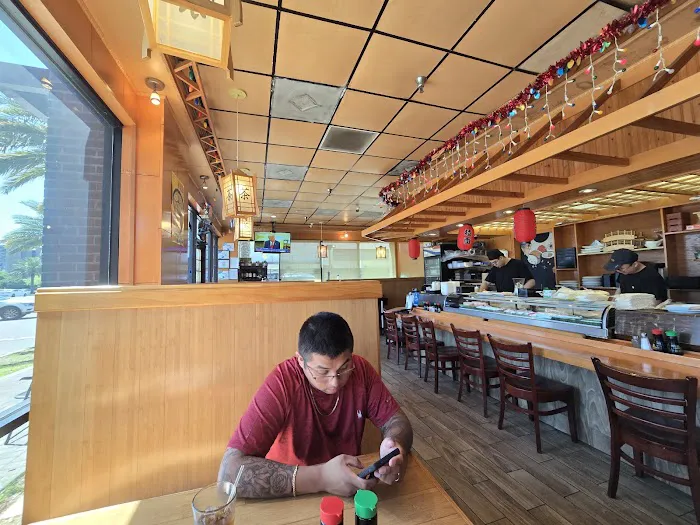 Fuji Sushi West Picture 3