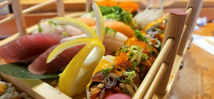 Fuji Sushi West Picture 5