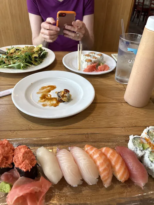 Fuji Sushi West Picture 8