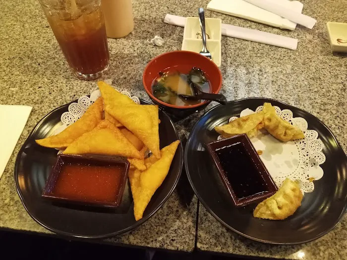Sushi Factory Picture 4
