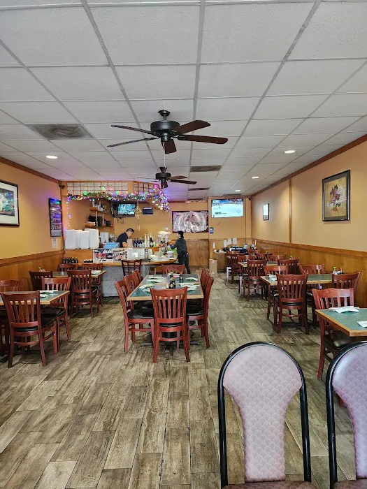 Sushi House Picture 8