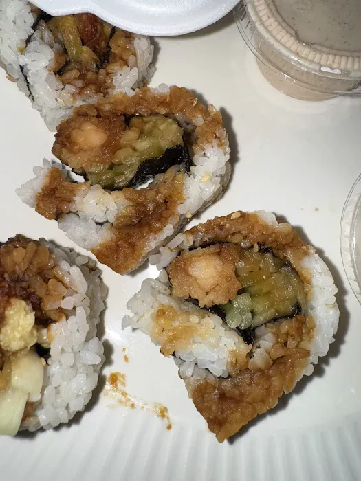 Fujiyama japanese sushi &hibachi Picture 7