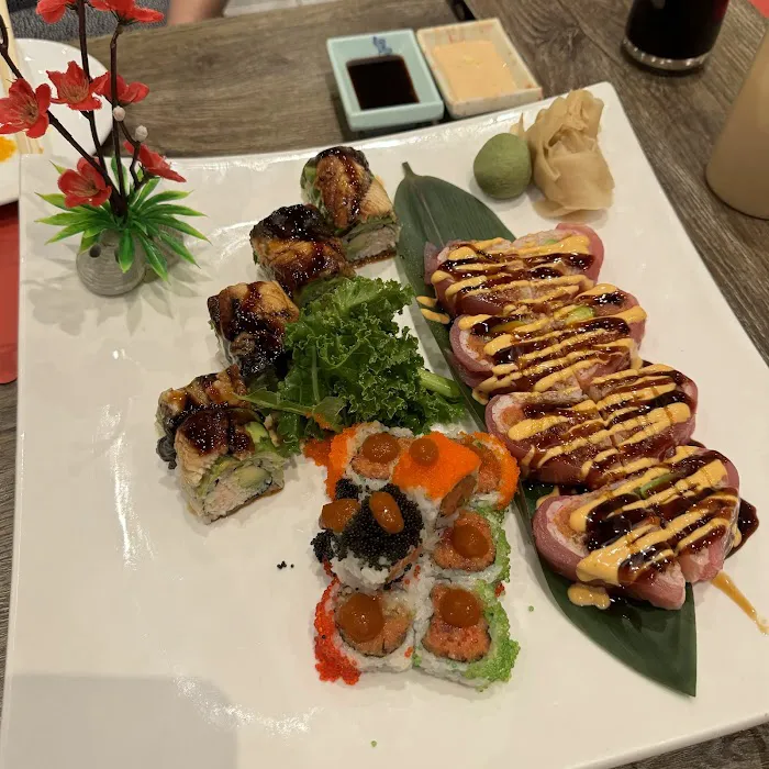 Fancy Sushi & Grill Picture 4