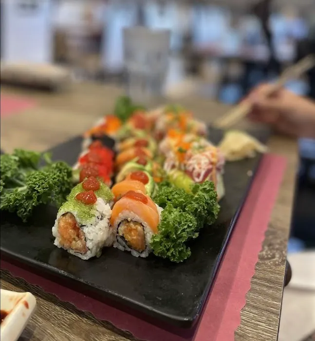 Fancy Sushi & Grill Picture 2