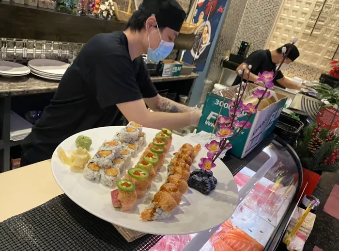 Fancy Sushi & Grill Picture 10