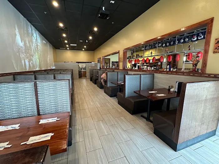 Sushi Garden and Ramen noodles Picture 2