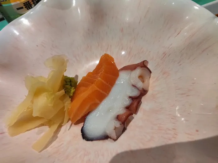 Kimbe Asian Bistro Picture 7
