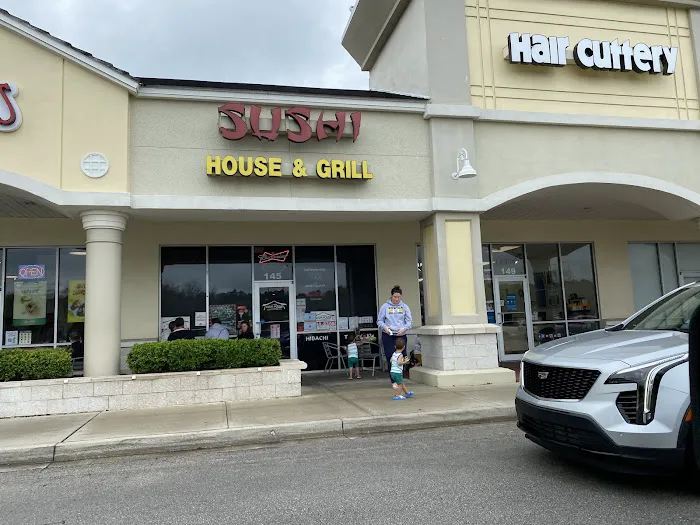 Sushi House & Grill Picture 1