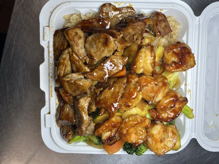 Kaze Poke & Hibachi Picture 4