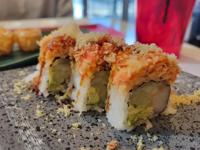Tsunami sushi &Hibachi Picture 3