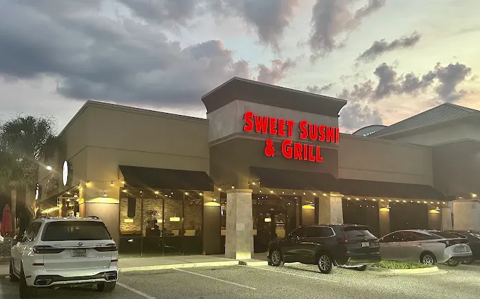 Sweet Sushi & Grill Picture 5