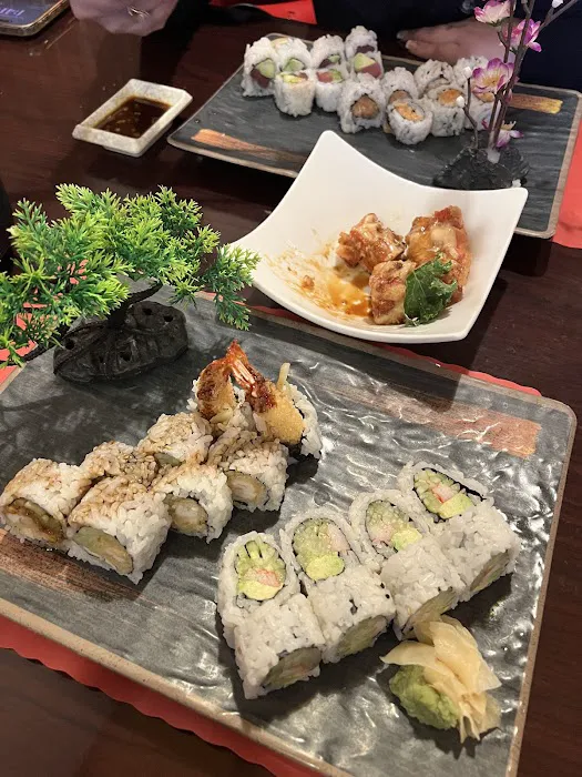 Sushi House Picture 8