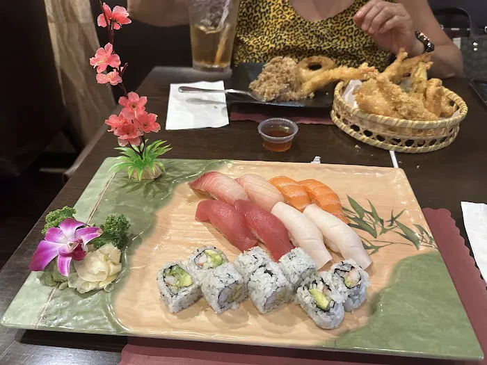 Fancy Sushi and Grill Picture 1