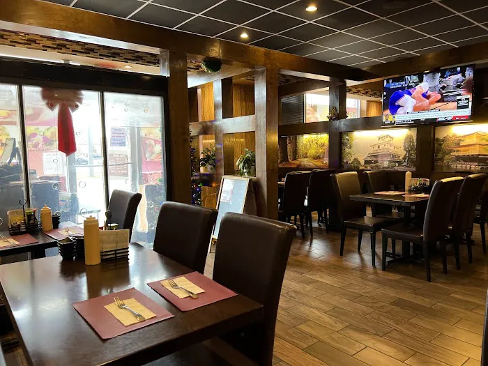 Fancy Sushi and Grill Picture 7