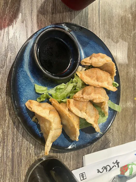 Fancy sushi beach walk Picture 6