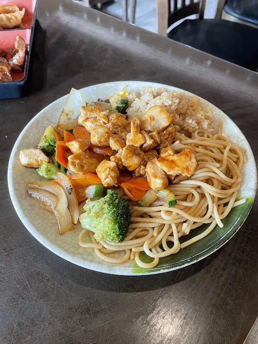 Sushi House & Grill PVB Picture 1