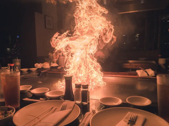 Mikato Japanese Steak House & Sushi Bar Picture 6