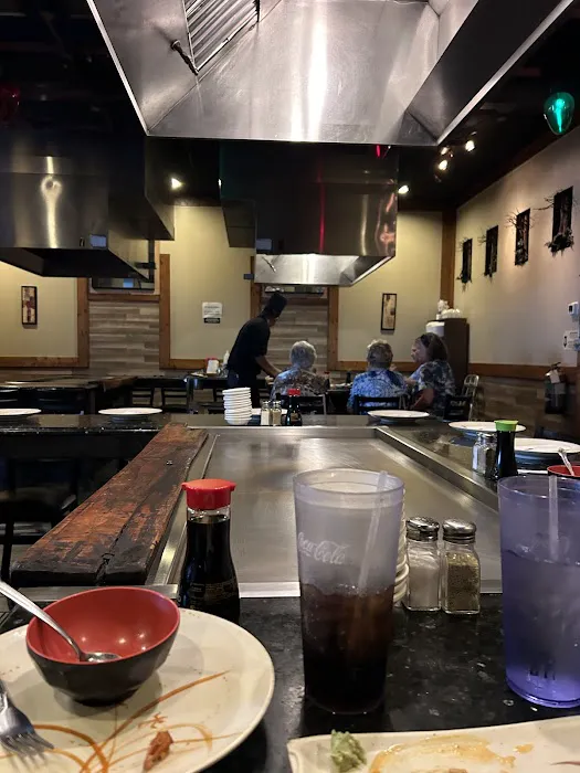 Mikato Japanese Steak House & Sushi Bar Picture 7