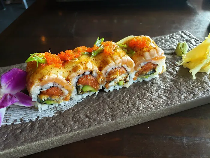 Ginger Bistro - Sushi, Ramen, Chinese cuisine Picture 4