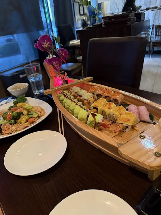 Corner Sushi Picture 1