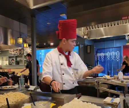 Koji Japanese Steakhouse & Sushi Bar
