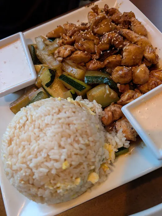 Takeya Japanese Steak House and Sushi Bar Picture 2