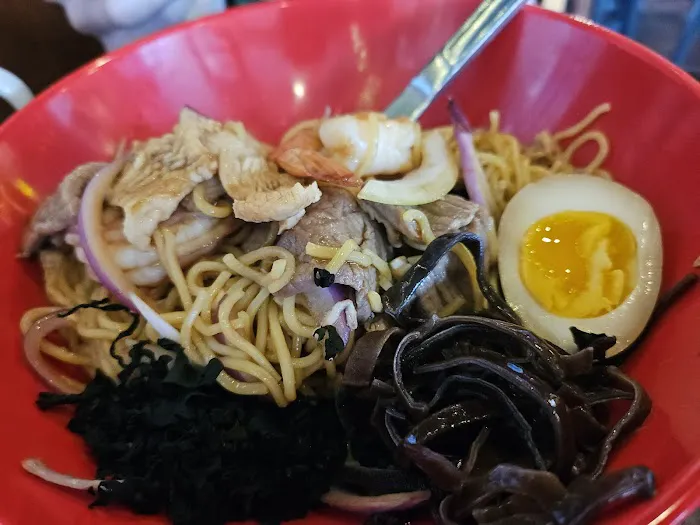 ICHI NI SAN Asian Ramen & Sushi Picture 1