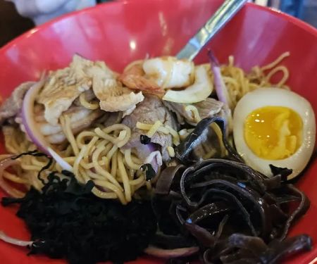 ICHI NI SAN Asian Ramen & Sushi