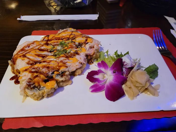 Fancy Q Japanese And Thai Restaurant Picture 2
