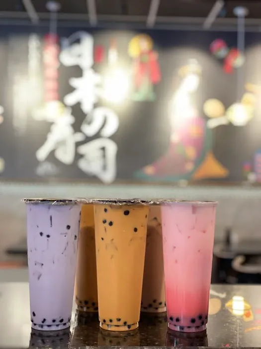Royal Sushi Grill & Thai(Edgewater) Picture 10