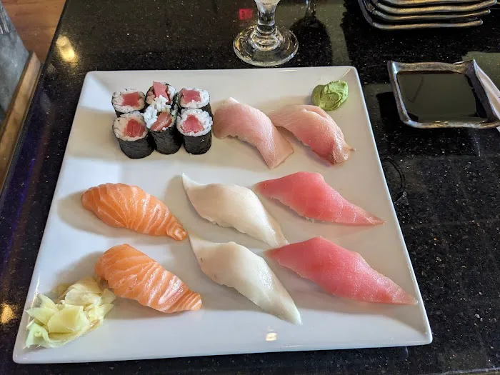 Soya Sushi Bar & Bistro Picture 4