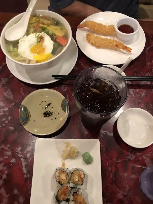 Volcano Sushi Bar Picture 1