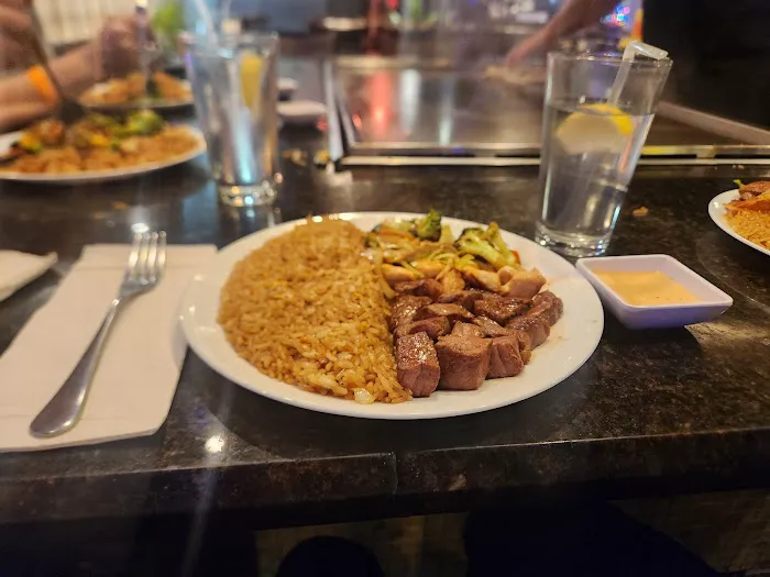 Kamugi Japanese Steakhouse & Sushi Picture 1