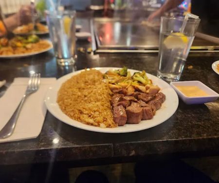 Kamugi Japanese Steakhouse & Sushi