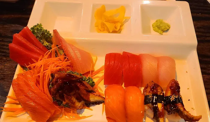 Kamugi Japanese Steakhouse & Sushi Picture 9