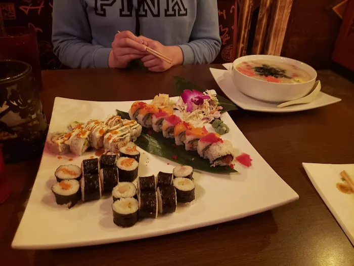 YamaChen's Sushi Picture 2