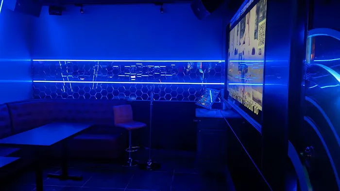 Volcano Sushi, Grill, Bar& karaoke (Town Center) Picture 2