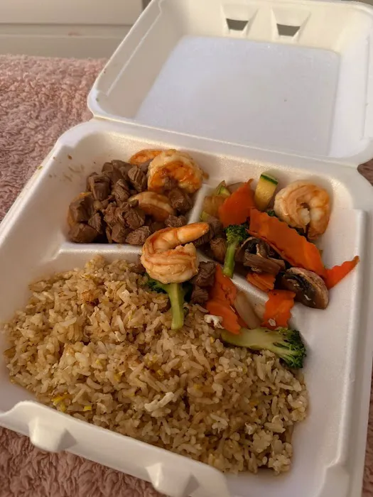 Sai Gai Japanese Steak House & Sushi Bar Picture 2