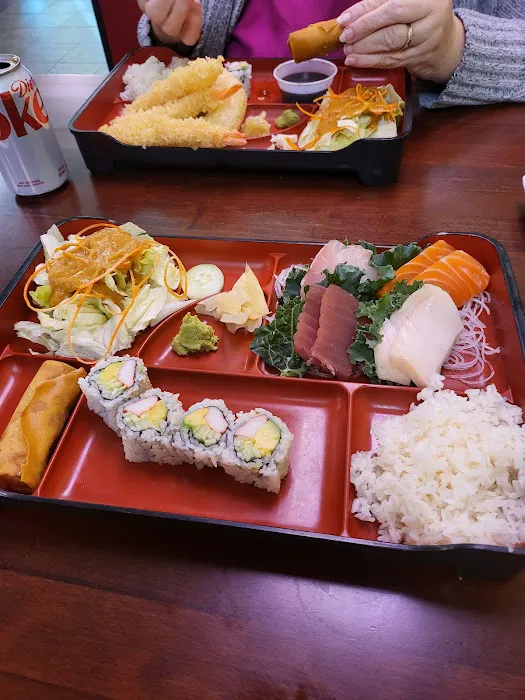 Oishi Sushi Picture 4