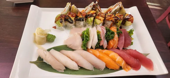 Oishi Sushi Picture 7