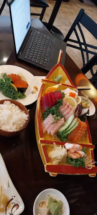 Hanaki Sushi Picture 2