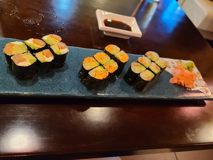 Mikado Japanese & Thai Restaurant Picture 5