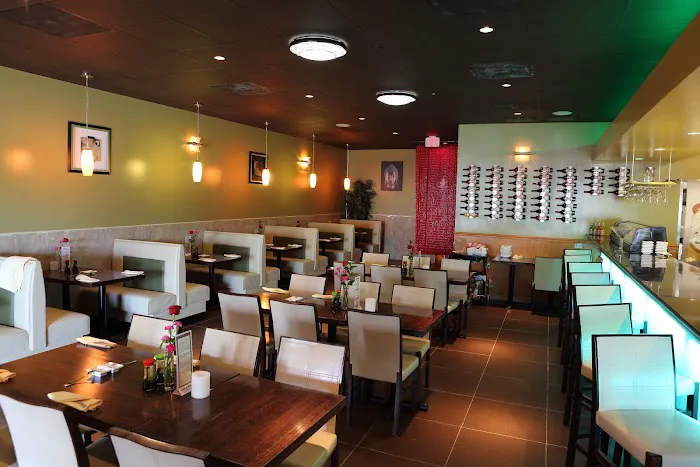 Mikado Japanese & Thai Restaurant Picture 7
