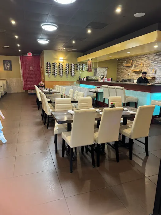 Mikado Japanese & Thai Restaurant Picture 1