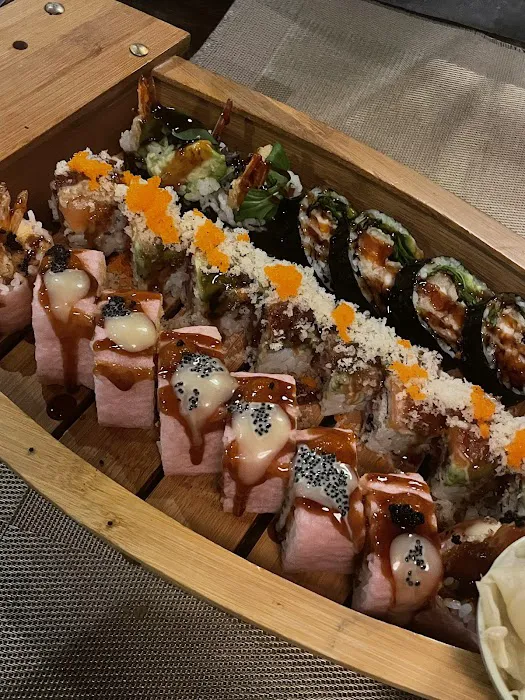 Nana Sushi Picture 5