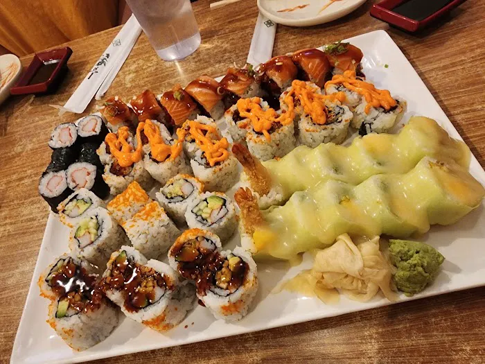 Sakana Sushi Picture 2
